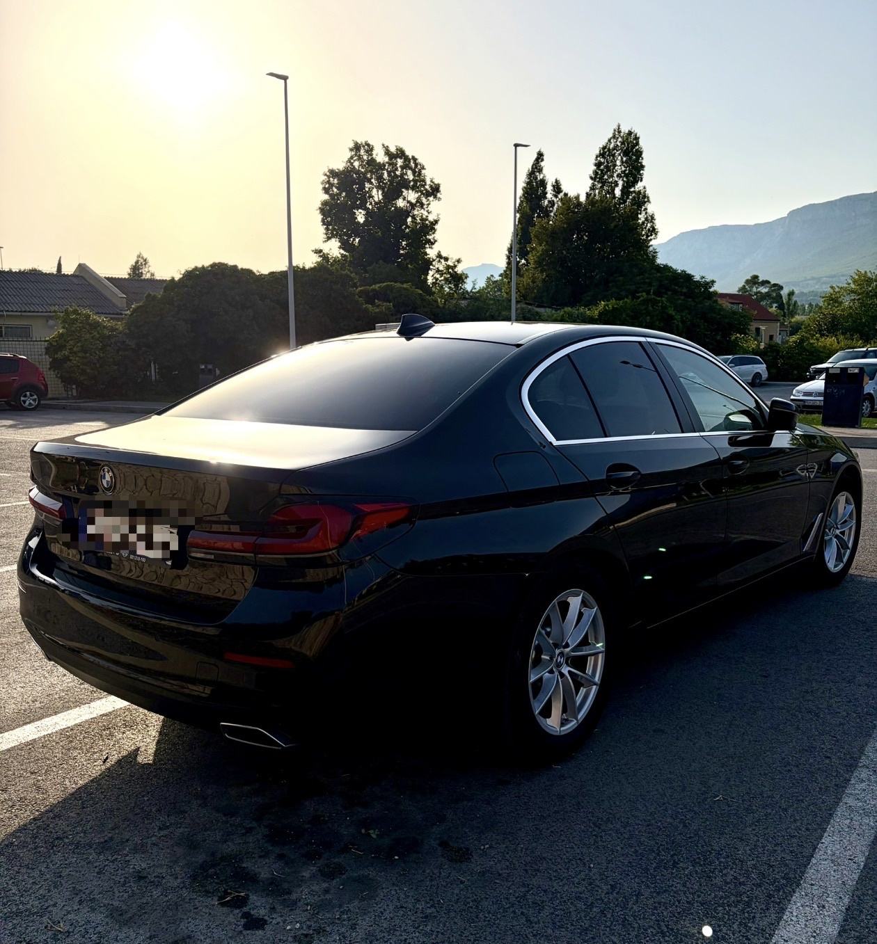 BMW serija 5 520d automatik, fotografija 7