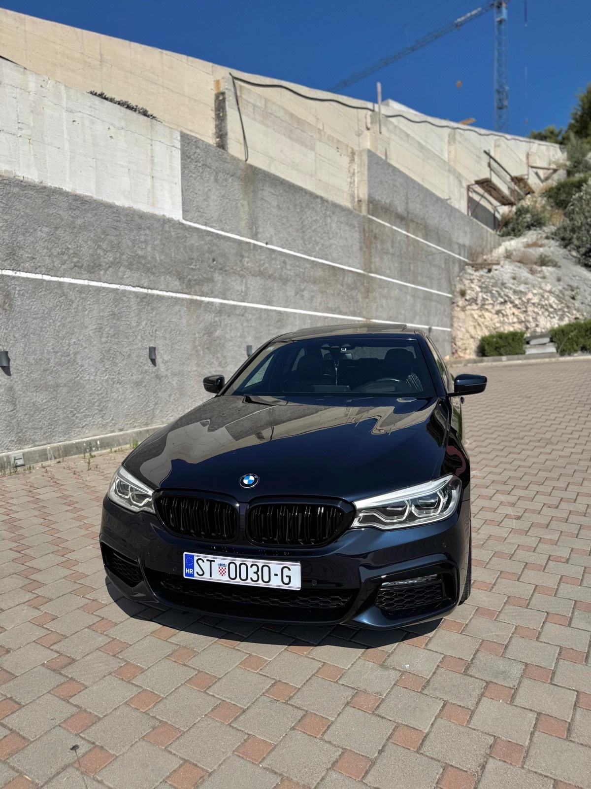 BMW serija 5 520d automatik, fotografija 1