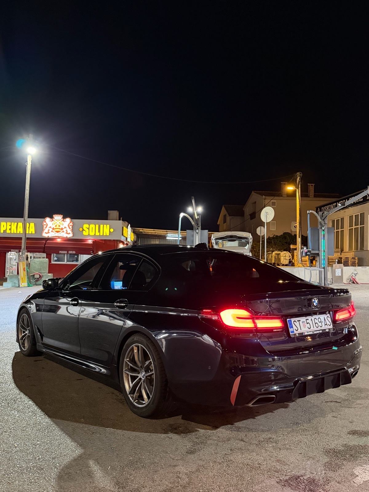 BMW serija 5 520d automatik, fotografija 8