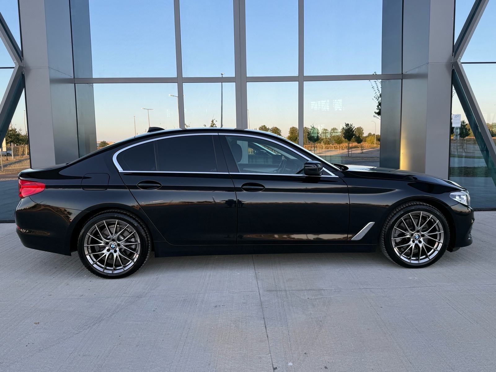 BMW 520d AUTOMATIK, ACC, NAVI, GR.SJED, ALU 18, REG 6/27, fotografija 8