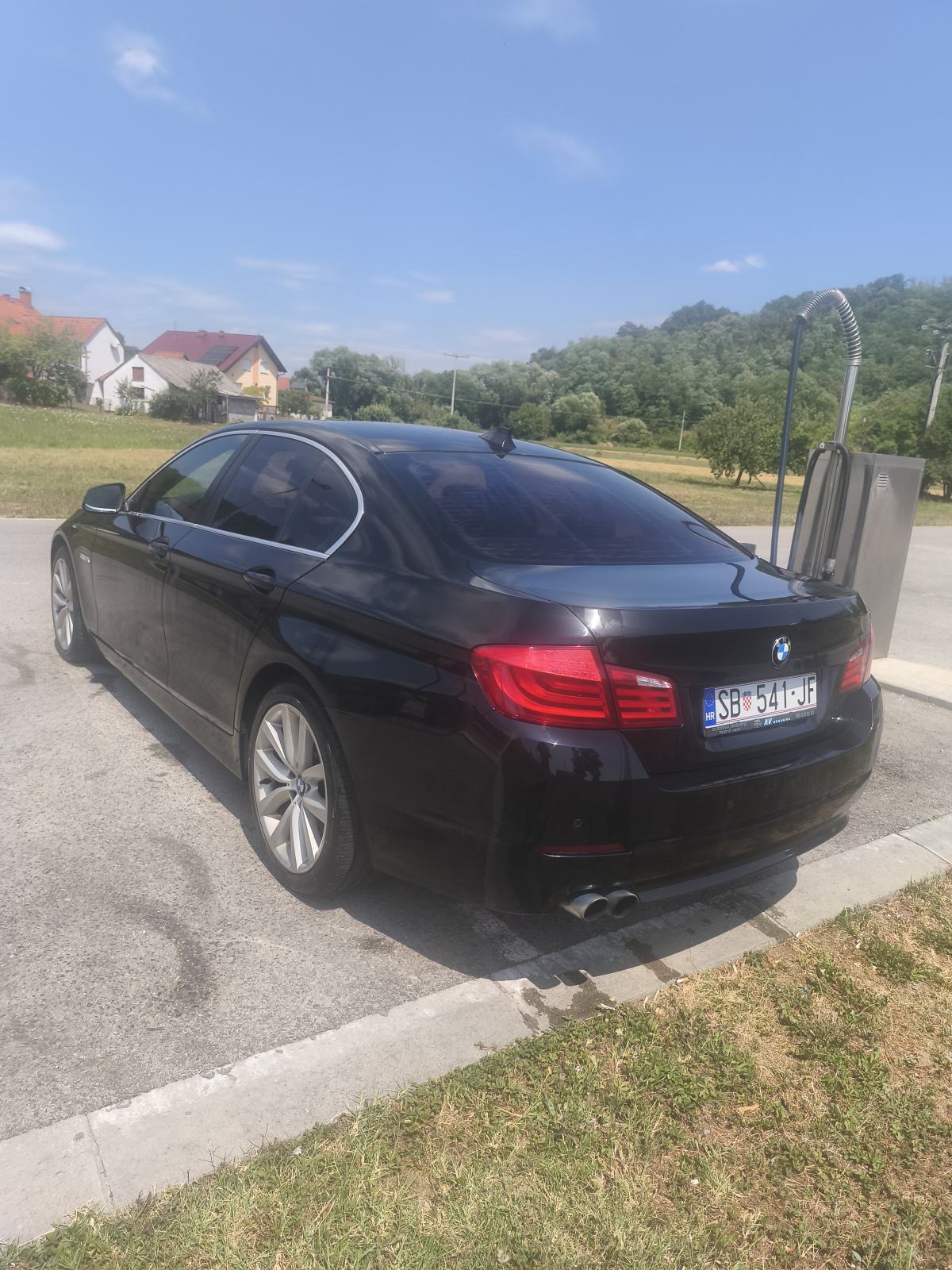 BMW serija 5 520d automatik, pogled izvana - slika 1