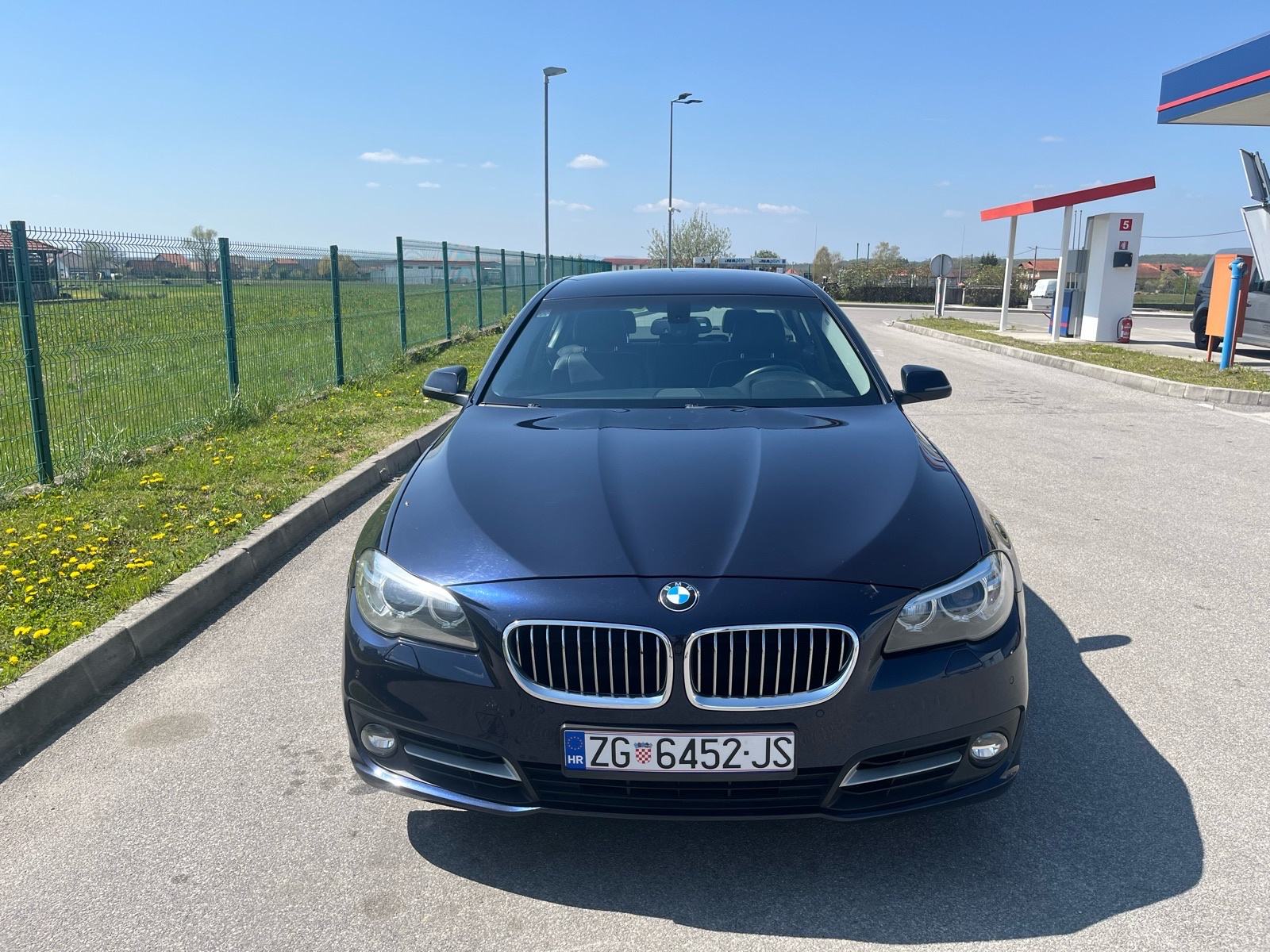 BMW serija 5 520d automatik x drive, fotografija 3