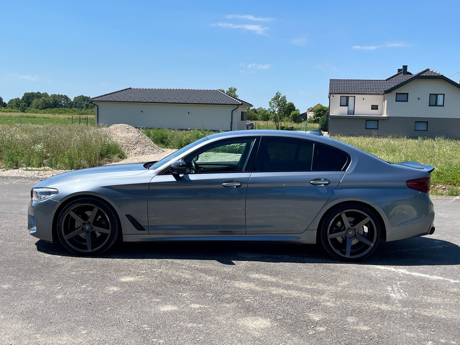 BMW serija 5 520d G30, fotografija 12