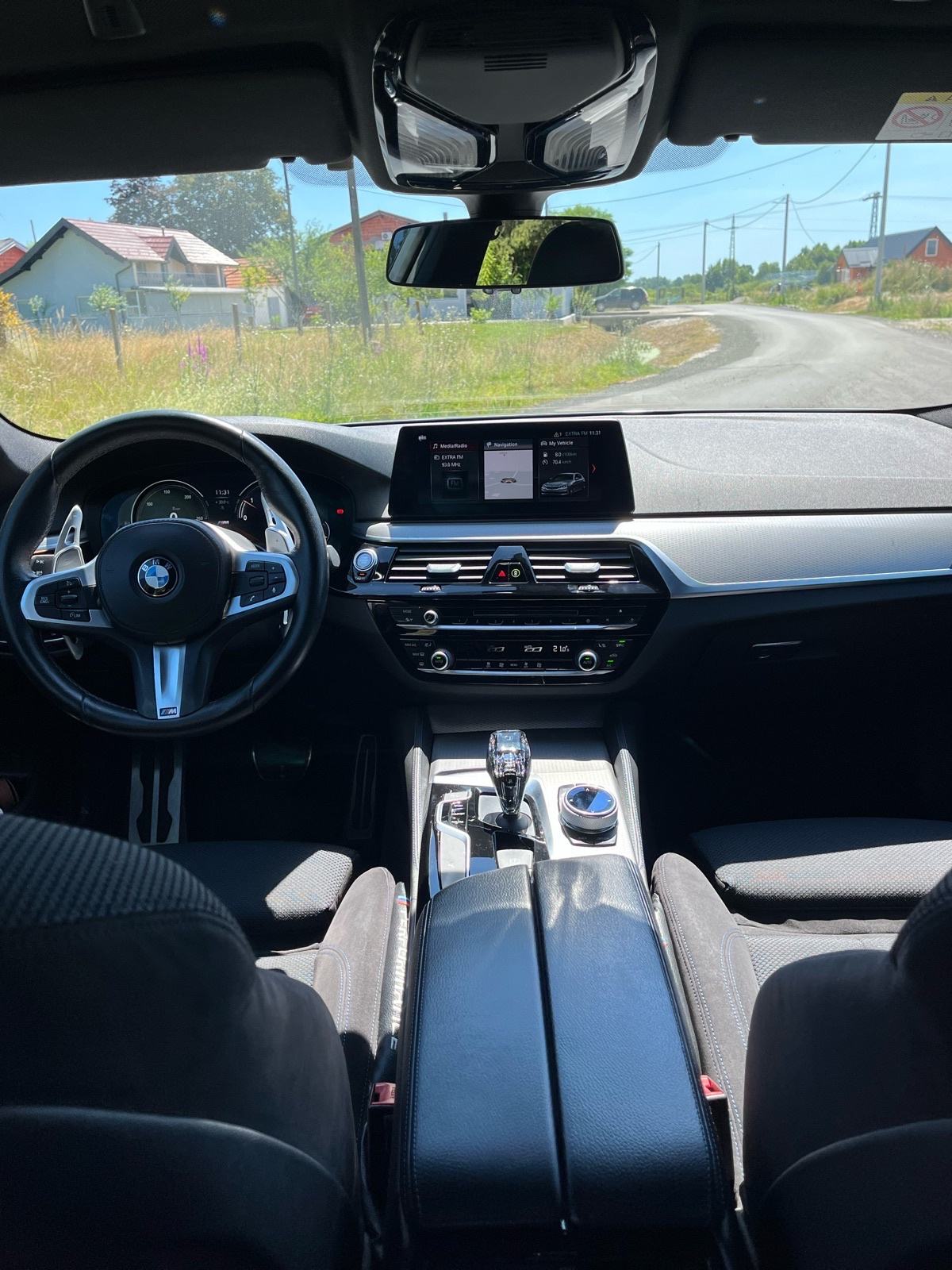 BMW serija 5 520d G30, fotografija 16