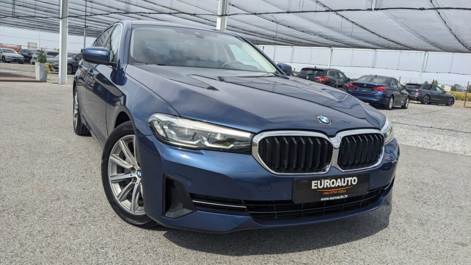 BMW SERIJA 5 520D LUXURY LINE, fotografija 3