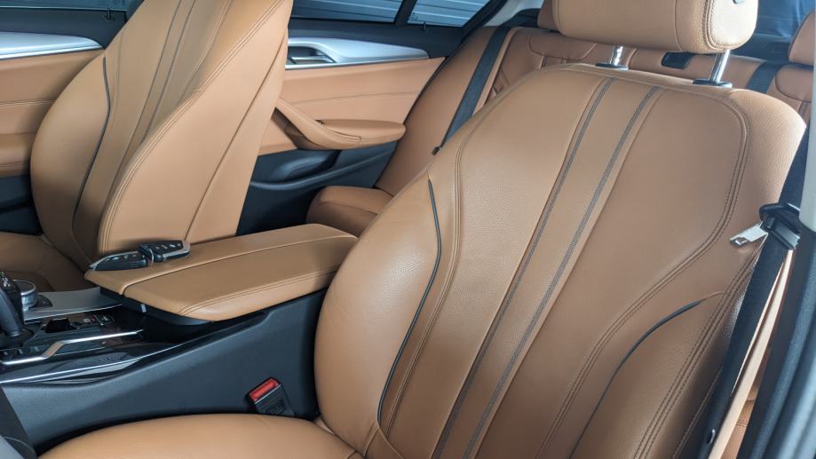 BMW SERIJA 5 520D LUXURY LINE, fotografija 13