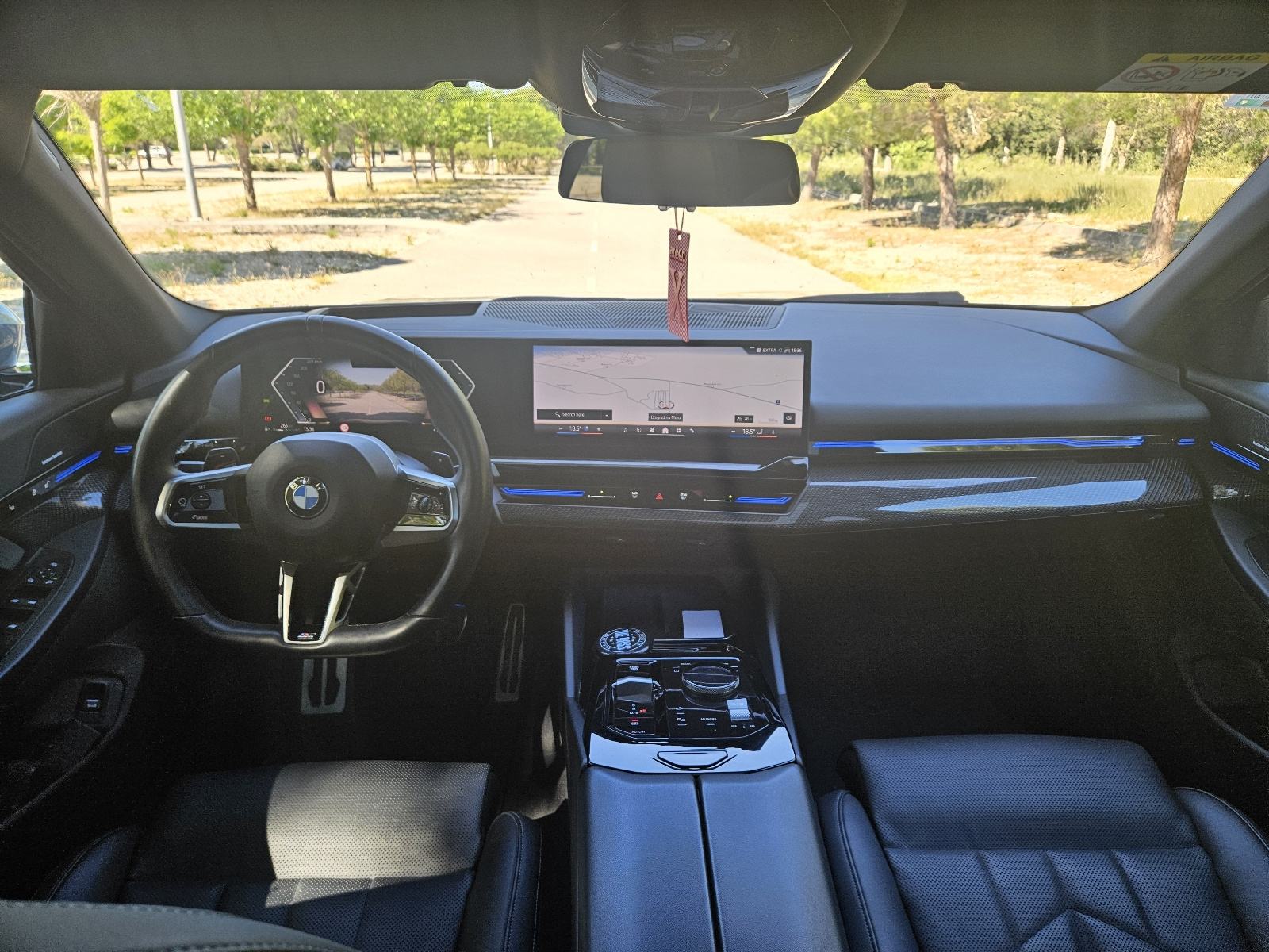 BMW serija 5 520d M-paket, Laser, H&K, 360kam, HeadUP,, fotografija 7