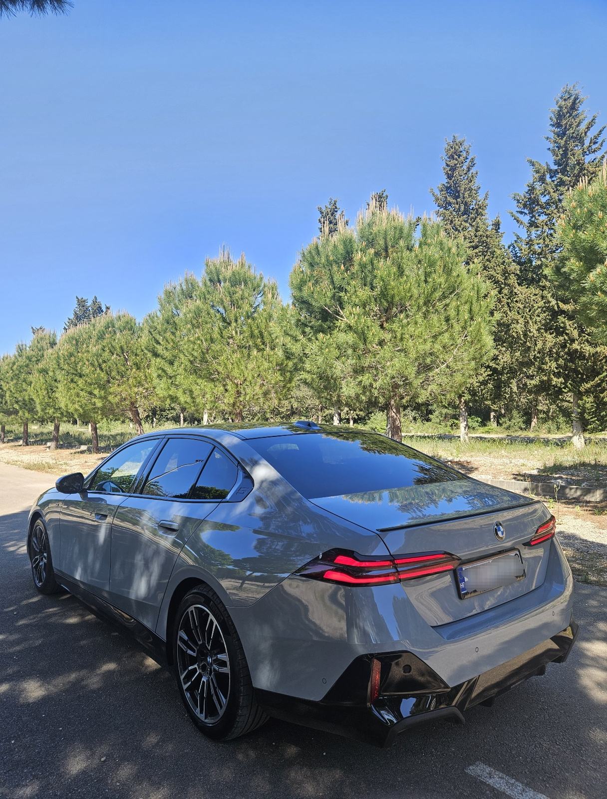 BMW serija 5 520d M-paket, Laser, H&K, 360kam, HeadUP,, fotografija 6