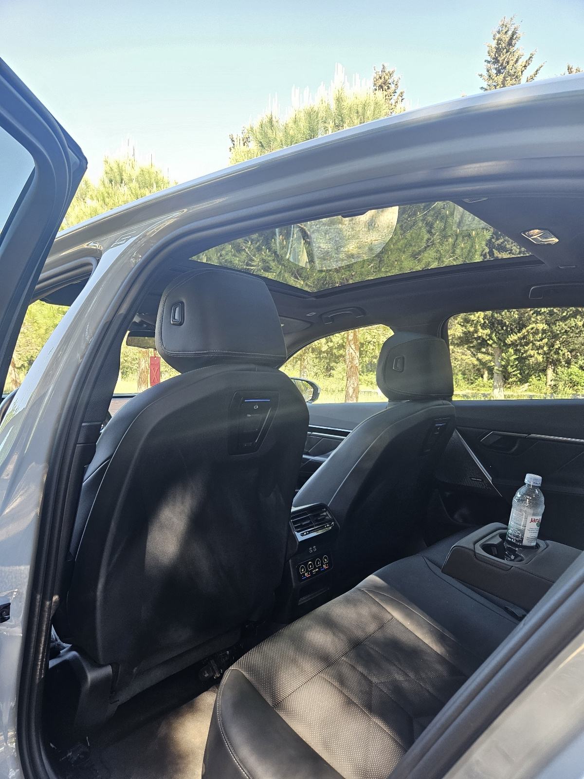 BMW serija 5 520d M-paket, Laser, H&K, 360kam, HeadUP,, fotografija 10