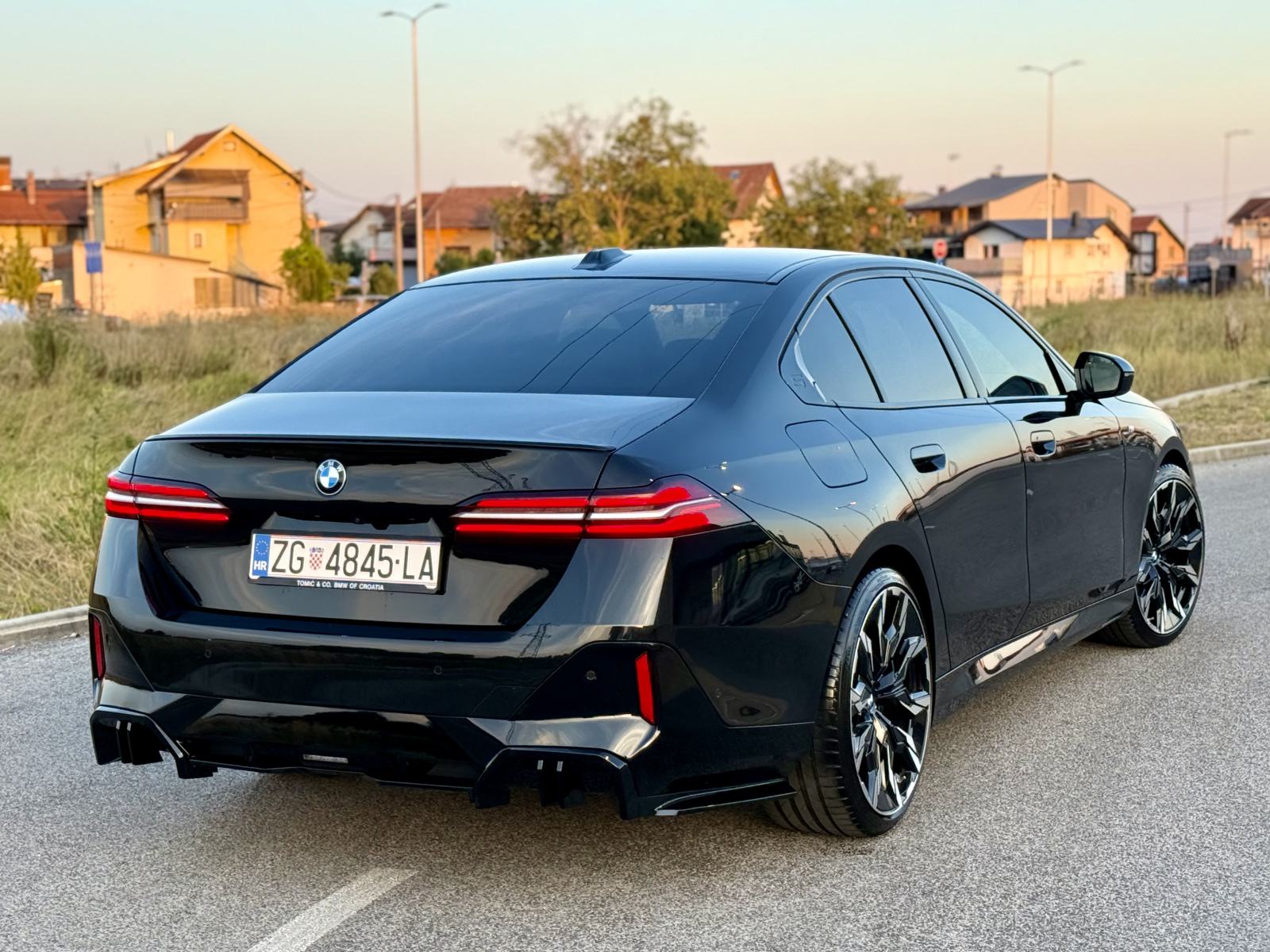 BMW serija 5 520D M-Paket M-Pro G60 2024 Mod-Jamstvo Laseri Iconic H&K, fotografija 5