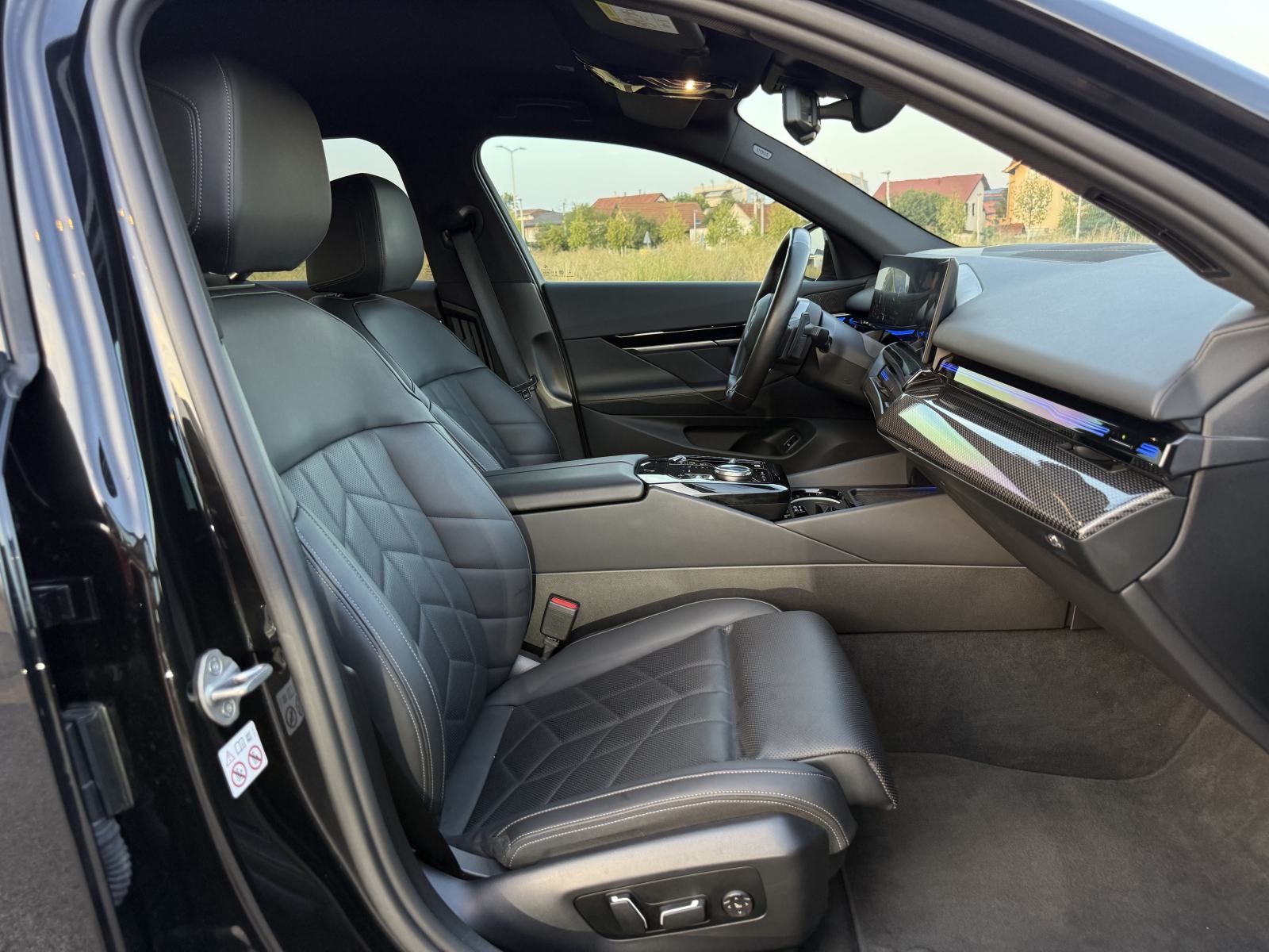 BMW serija 5 520D M-Paket M-Pro G60 2024 Mod-Jamstvo Laseri Iconic H&K, fotografija 15