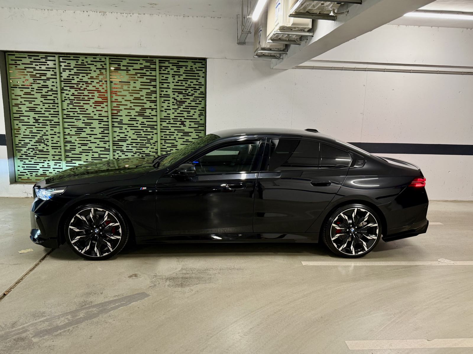 BMW serija 5 520D M-Paket M-Pro G60 2024 Mod-Jamstvo Laseri Iconic H&K, fotografija 18