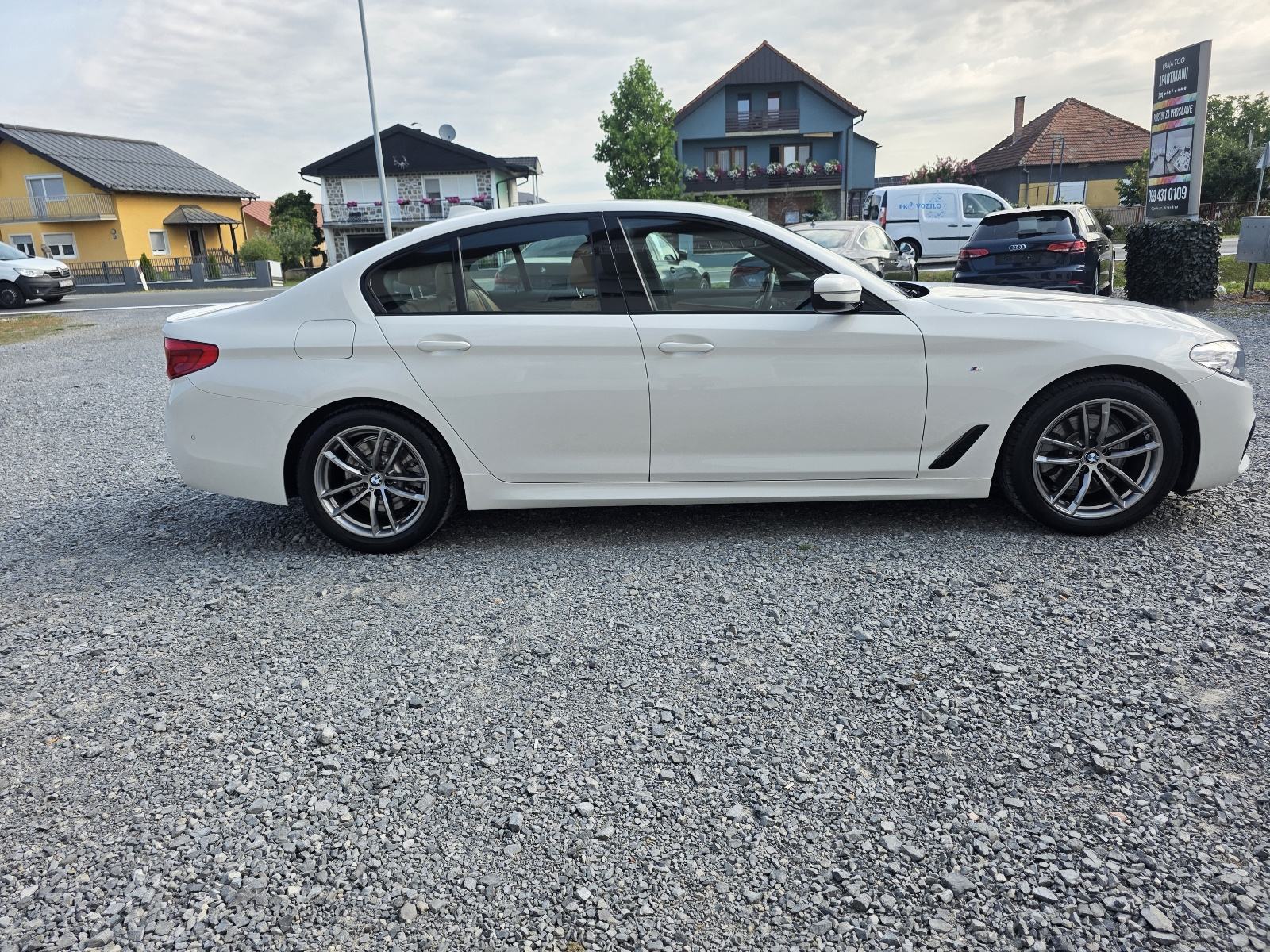 BMW 520d ❌ M paket ❌ virtual ❌, fotografija 4
