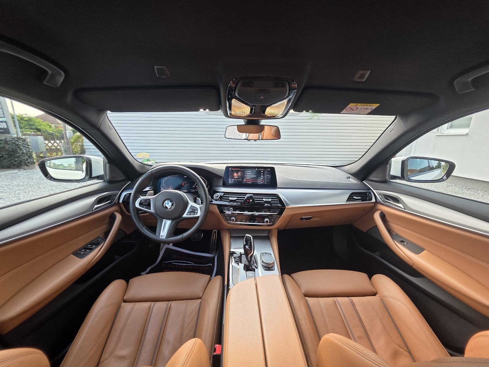 BMW 520d ❌ M paket ❌ virtual ❌, fotografija 9