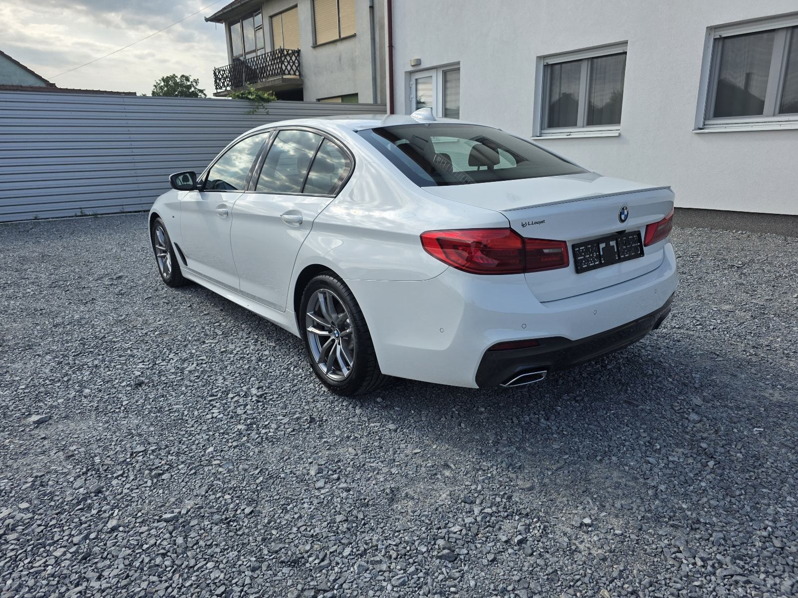 BMW 520d ❌ M paket ❌ virtual ❌, fotografija 7
