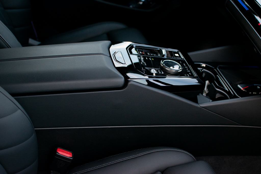 BMW serija 5 520d M PRO KAO NOV, fotografija 11