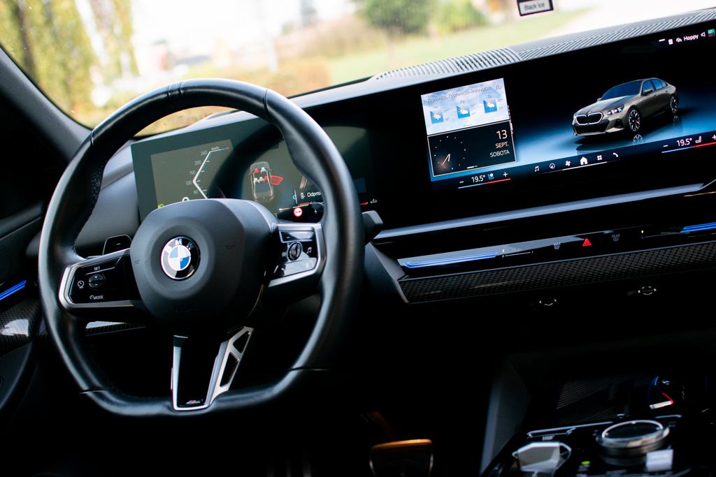 BMW serija 5 520d M PRO KAO NOV, fotografija 14