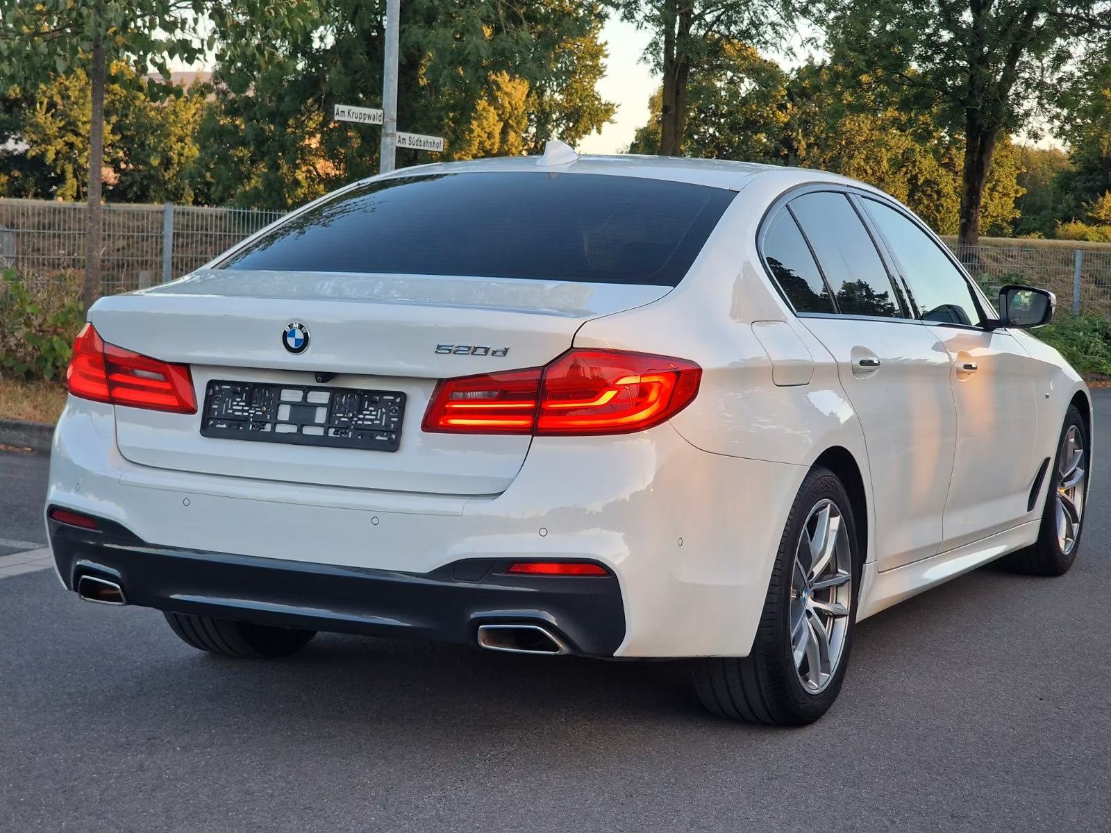 BMW serija 5 520d M-sport LED navi koža HeadUp klimaX4 displayKey, fotografija 19