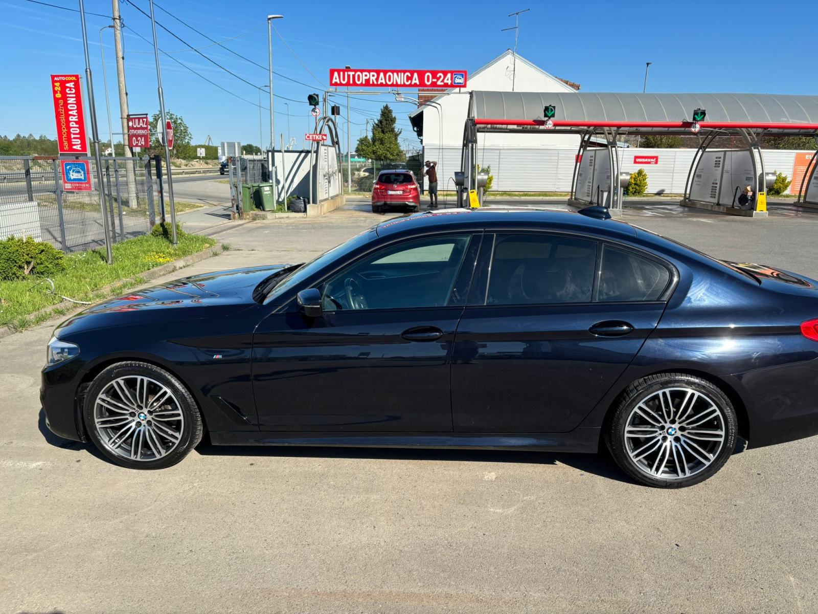 BMW serija 5 520d M SPORT, fotografija 5