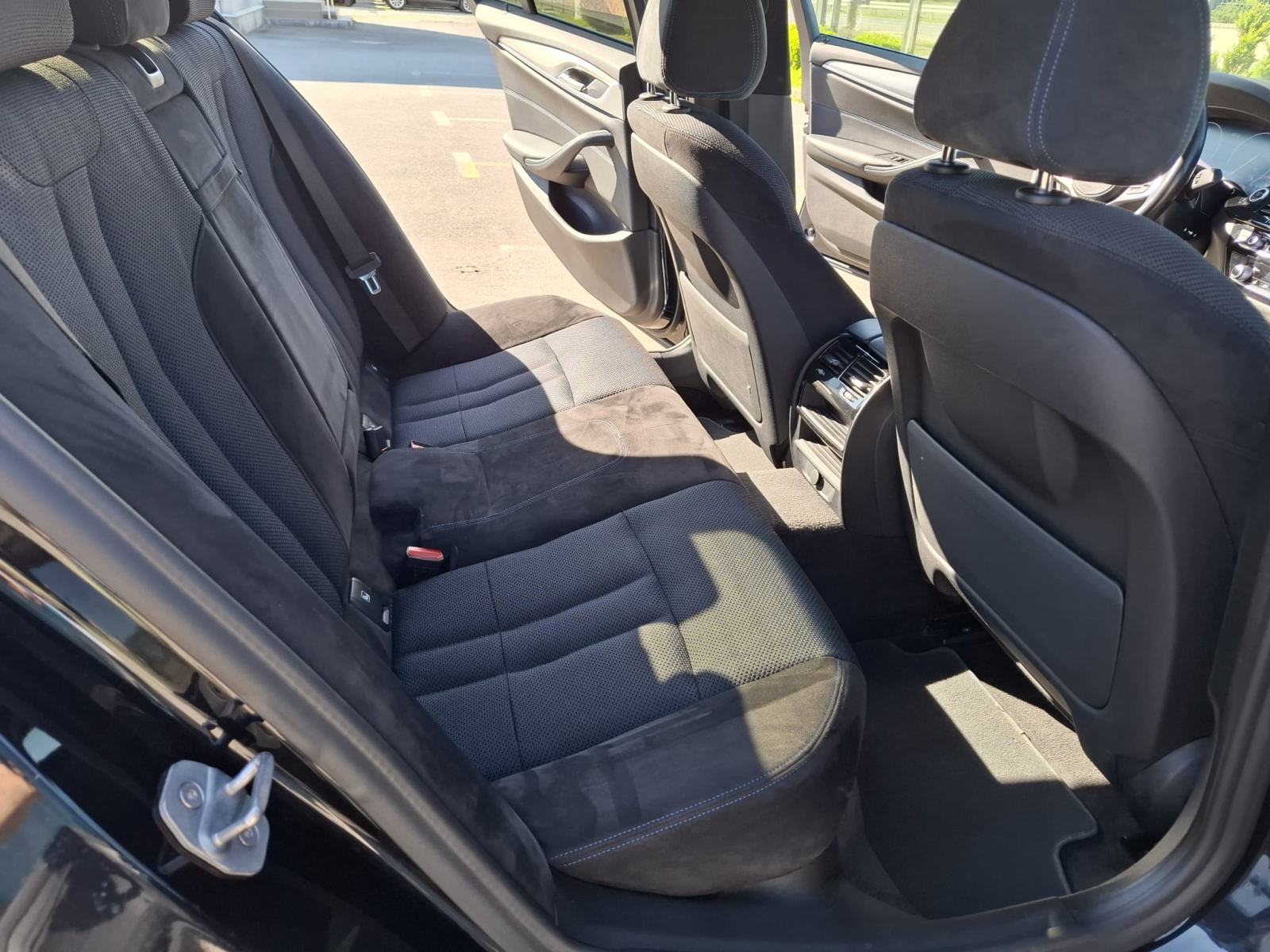 BMW serija 5 520d M SPORT, fotografija 14