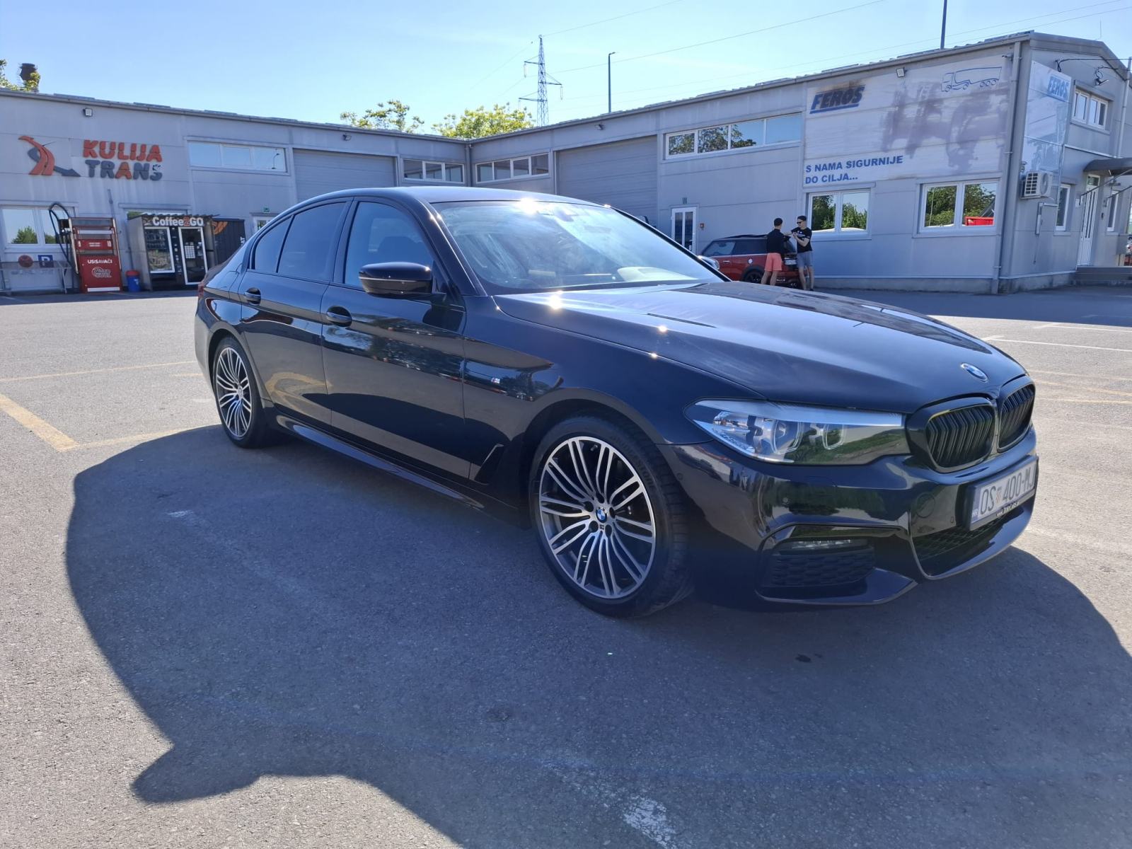 BMW serija 5 520d M SPORT, fotografija 2