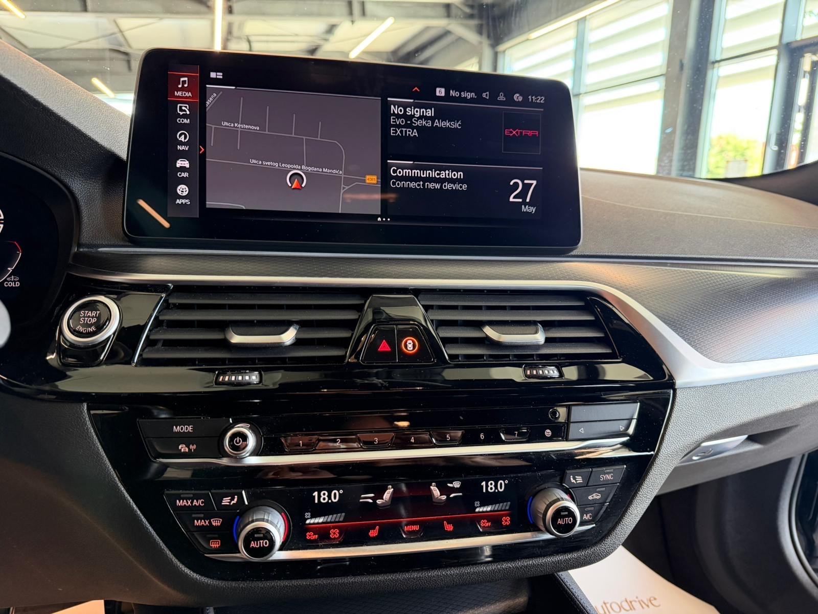 BMW serija 5 520d M PAKET • NAVI • VIRTUAL • KAMERA • ALU18" • LEASING, fotografija 18