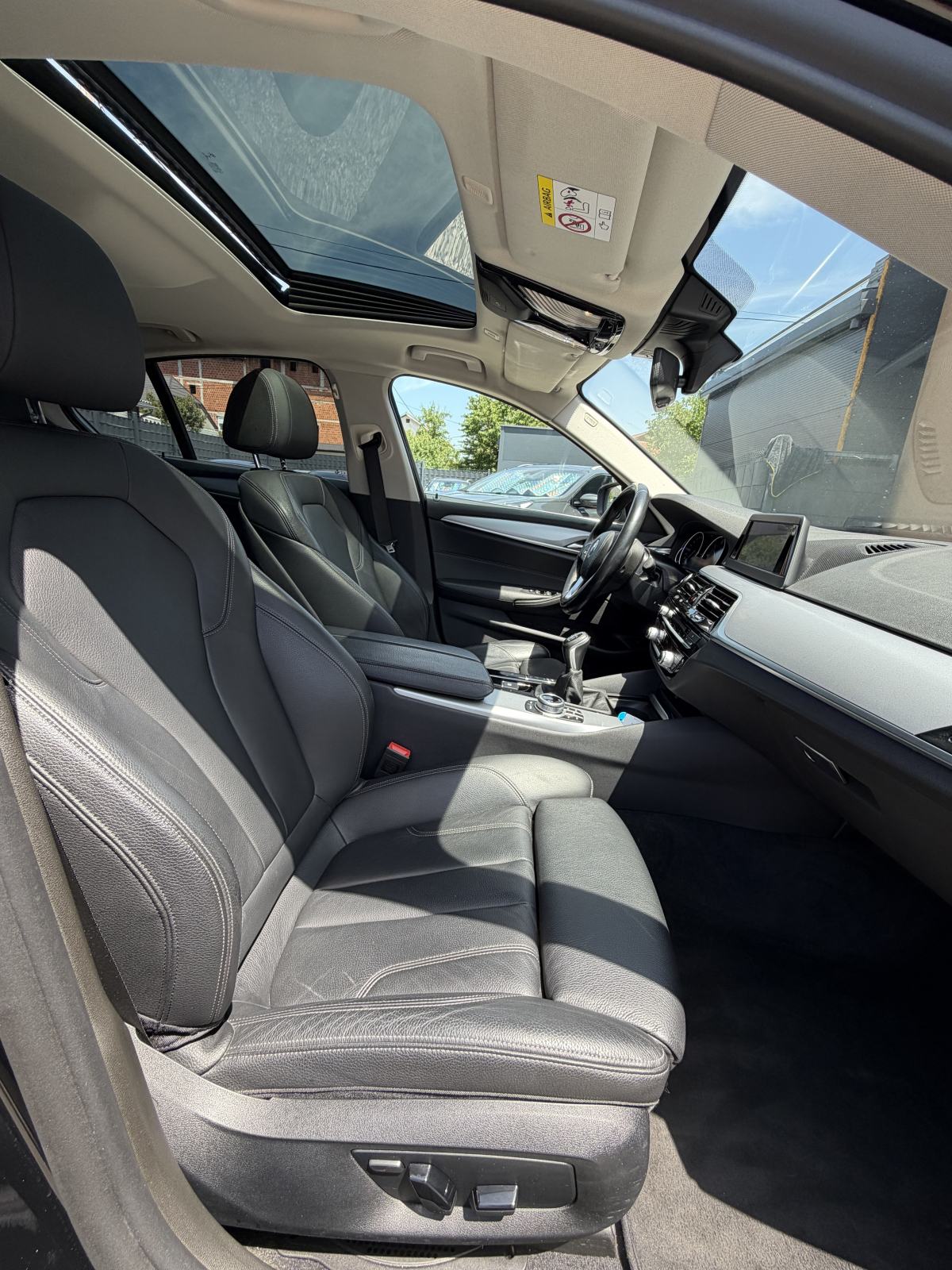 BMW serija 5 520d ŠIBER,NAVI,XENON,TEMPOMAT.., fotografija 15