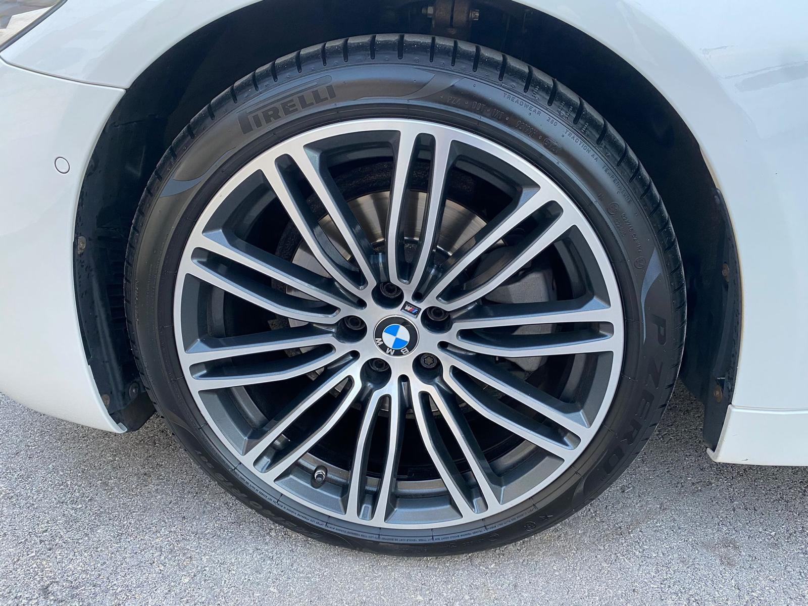 Bmw serija 5 520d M-Paket, Led, Navigacija, Alcantara, 19”,, fotografija 6