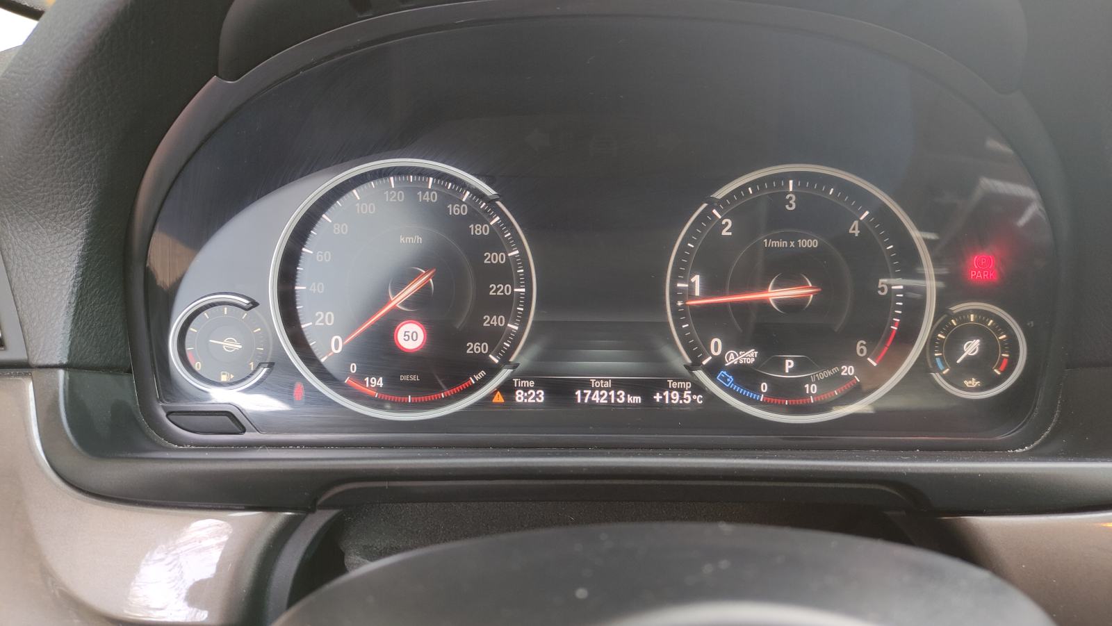 BMW serija 5 520d, fotografija 8