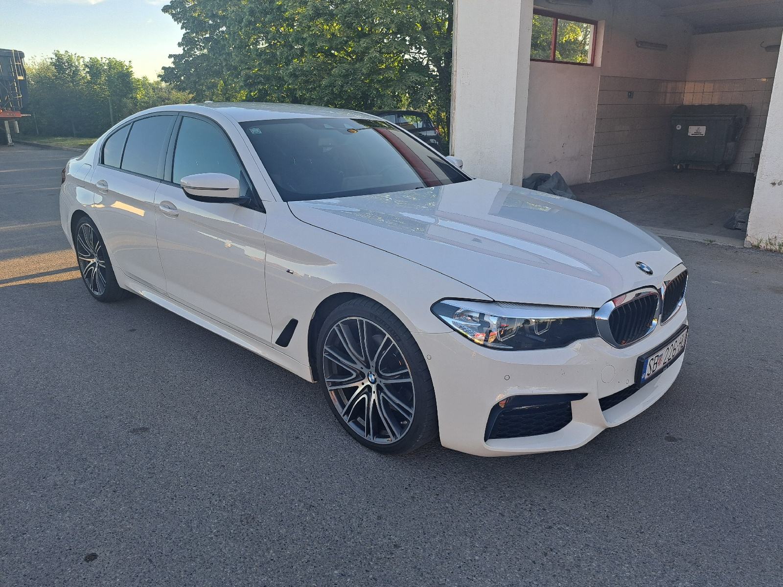 BMW serija 5 520d, fotografija 2