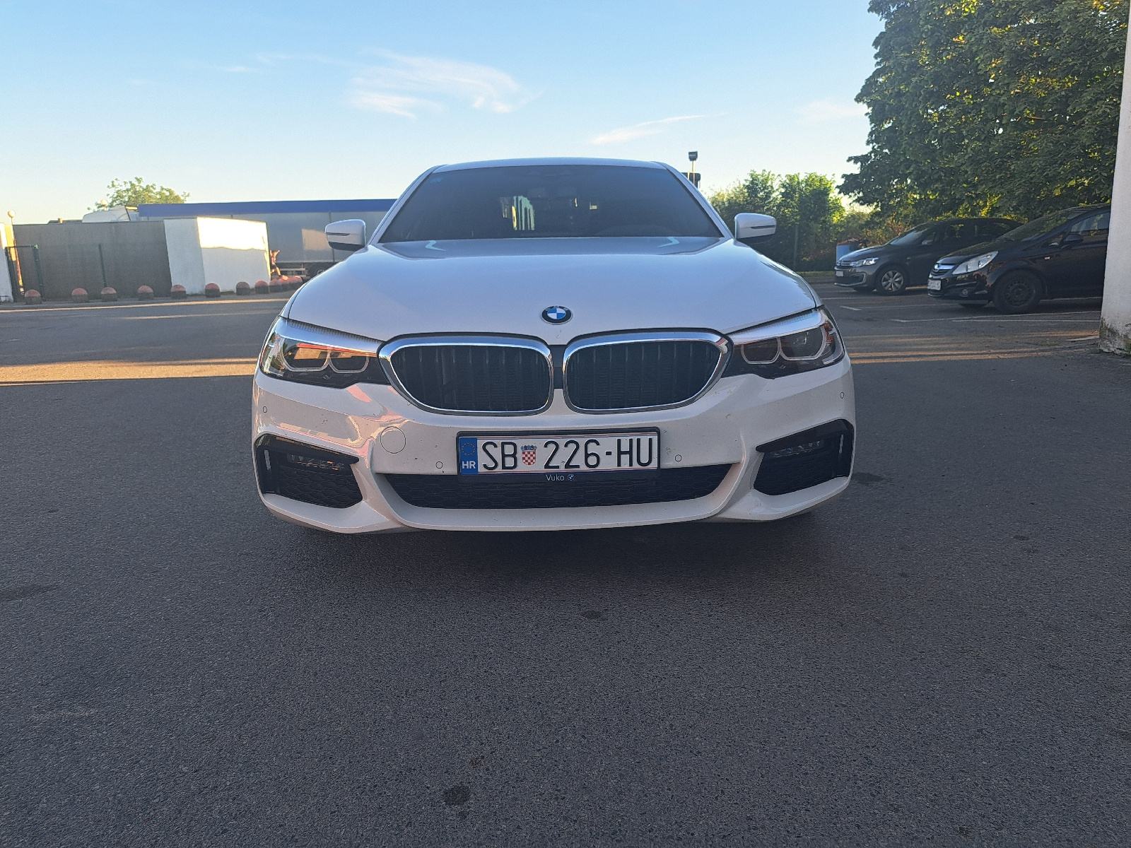 BMW serija 5 520d, fotografija 3