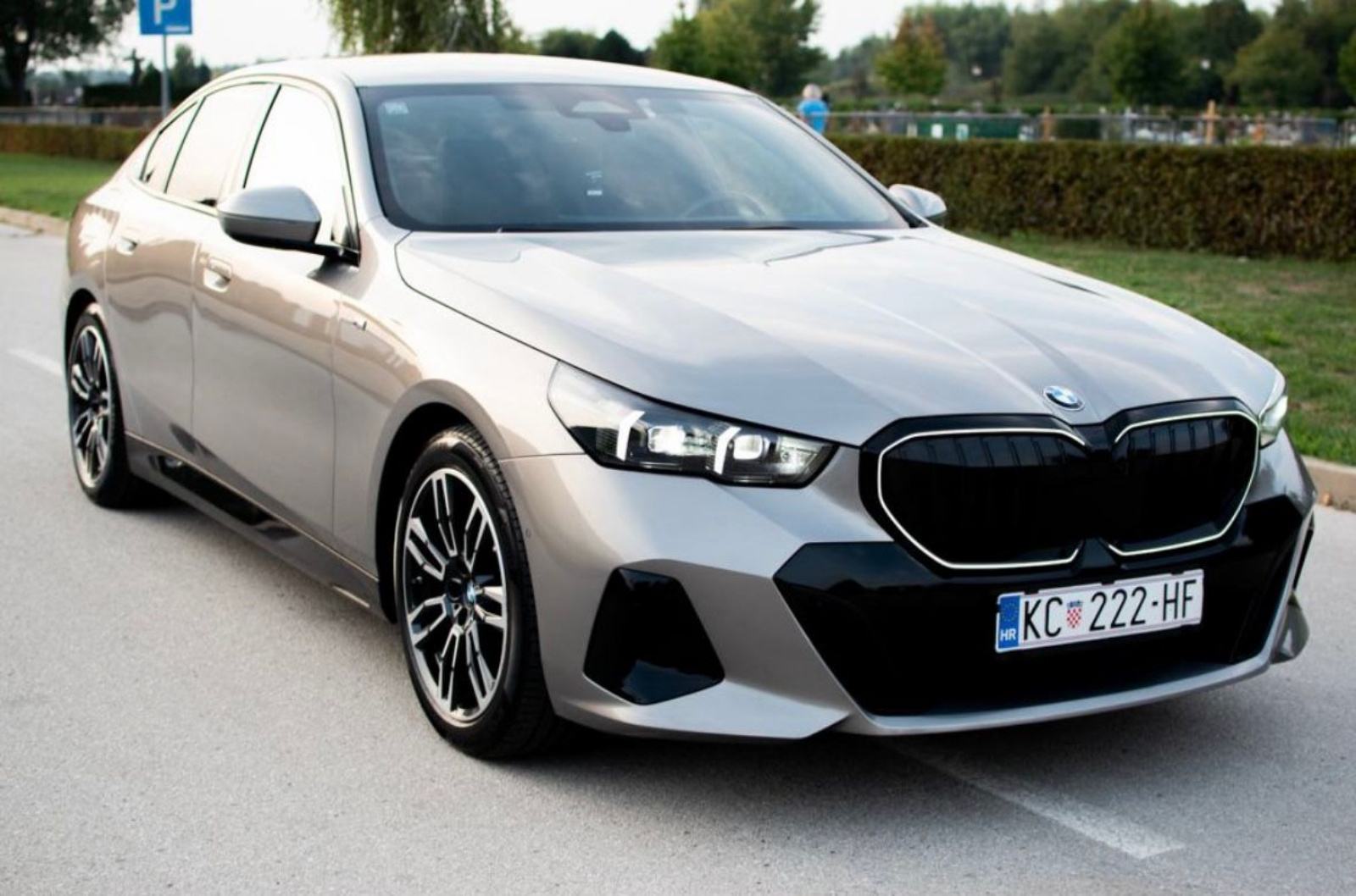 BMW serija 5 520d, fotografija 2