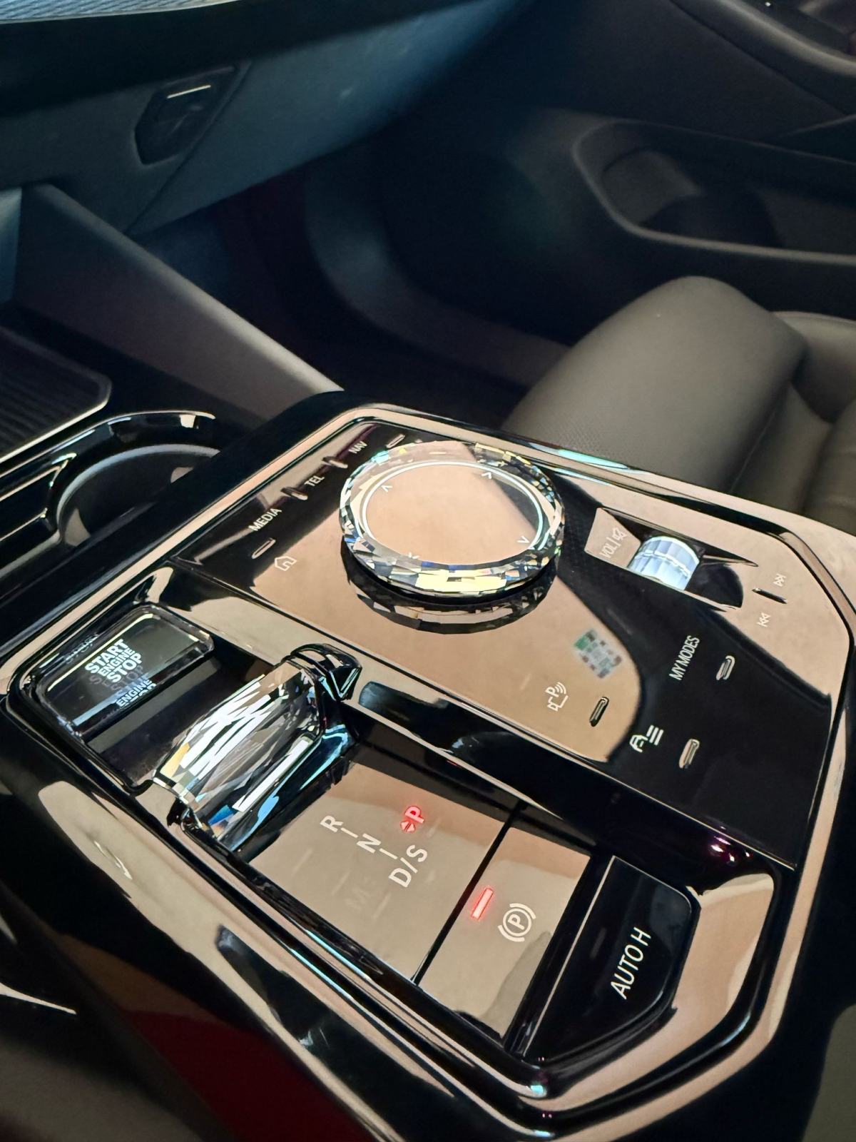 BMW serija 5 520d, fotografija 4