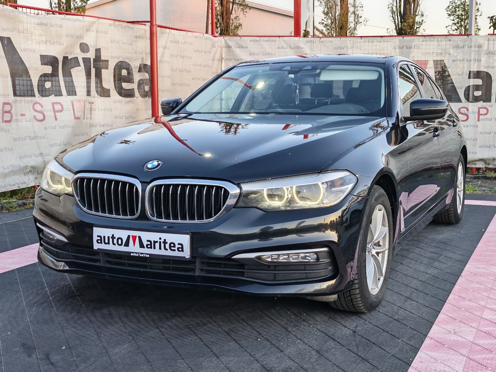 BMW serija 5 520d*Business line*Led*navi*Alu*Garancija, pogled izvana - slika 2