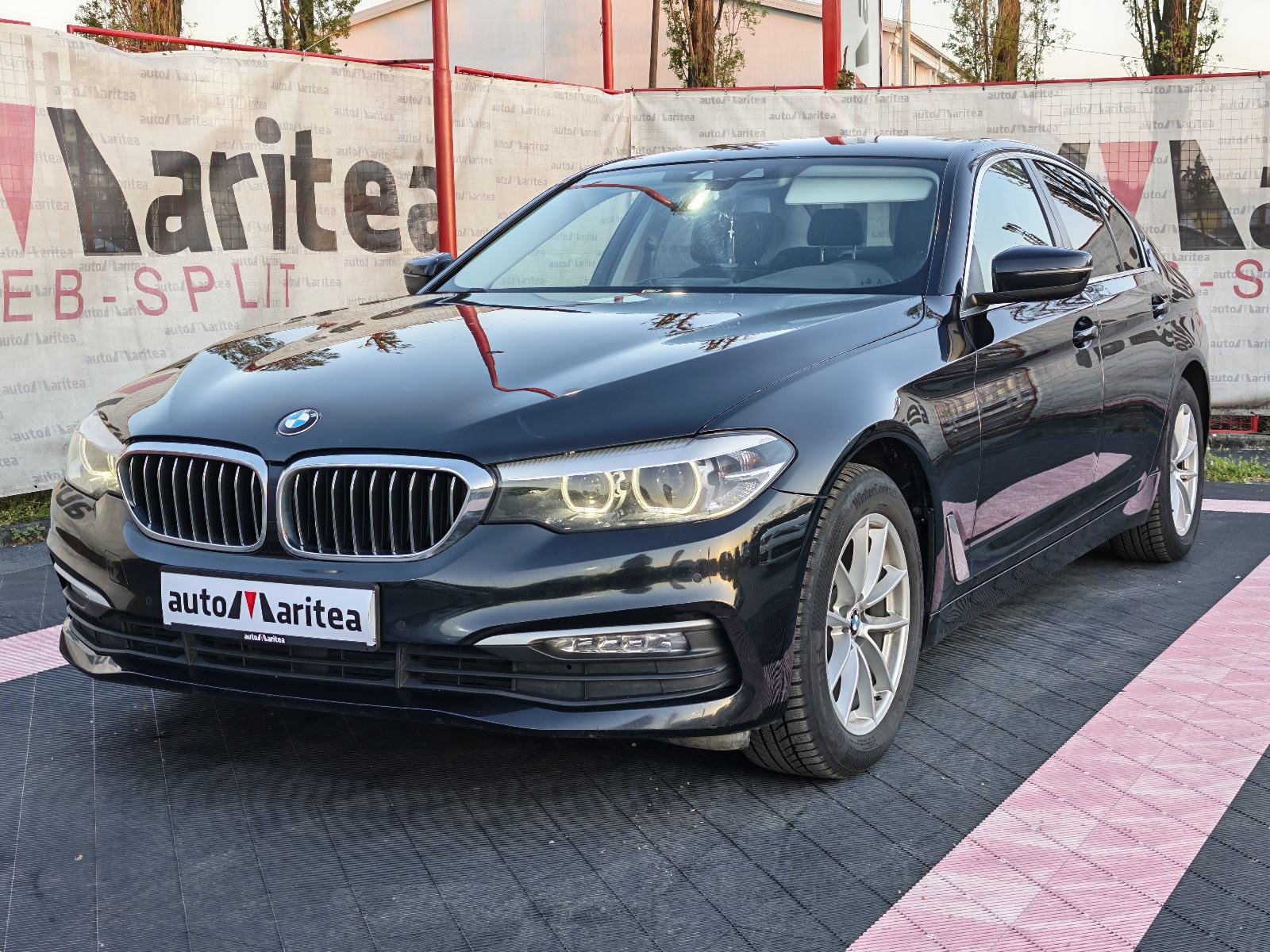 BMW serija 5 520d*Business line*Led*navi*Alu*Garancija, pogled izvana - slika 1