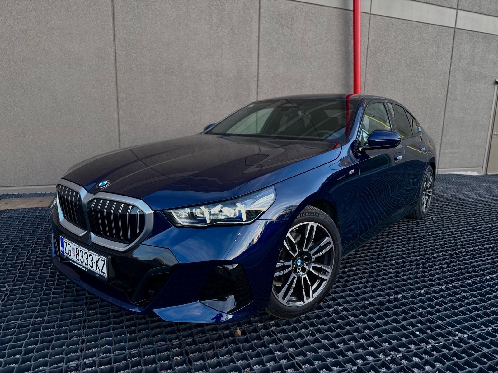 BMW serija 5 520d M SPORT|VENT EL.SJED|360°|HEAD-UP|AMB|GARANC.2029, fotografija 2