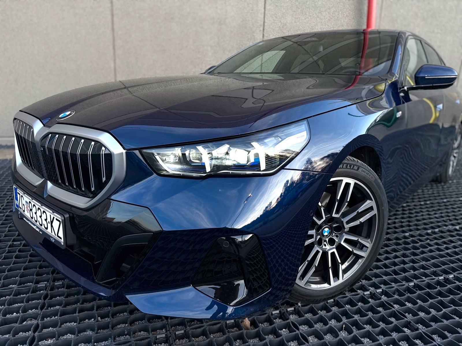 BMW serija 5 520d M SPORT|VENT EL.SJED|360°|HEAD-UP|AMB|GARANC.2029, fotografija 3