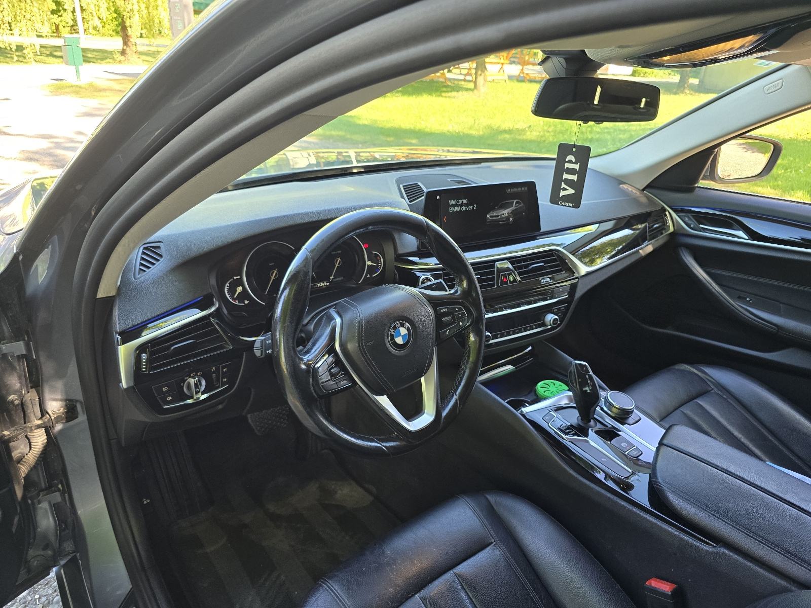 BMW serija 5 520d, fotografija 11