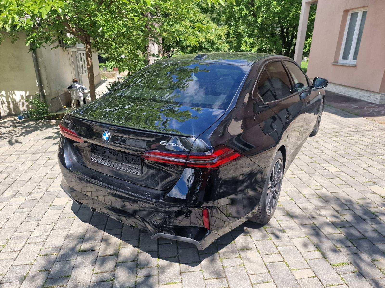 BMW 520d x-drive M-sport glow 1reg, fotografija 6
