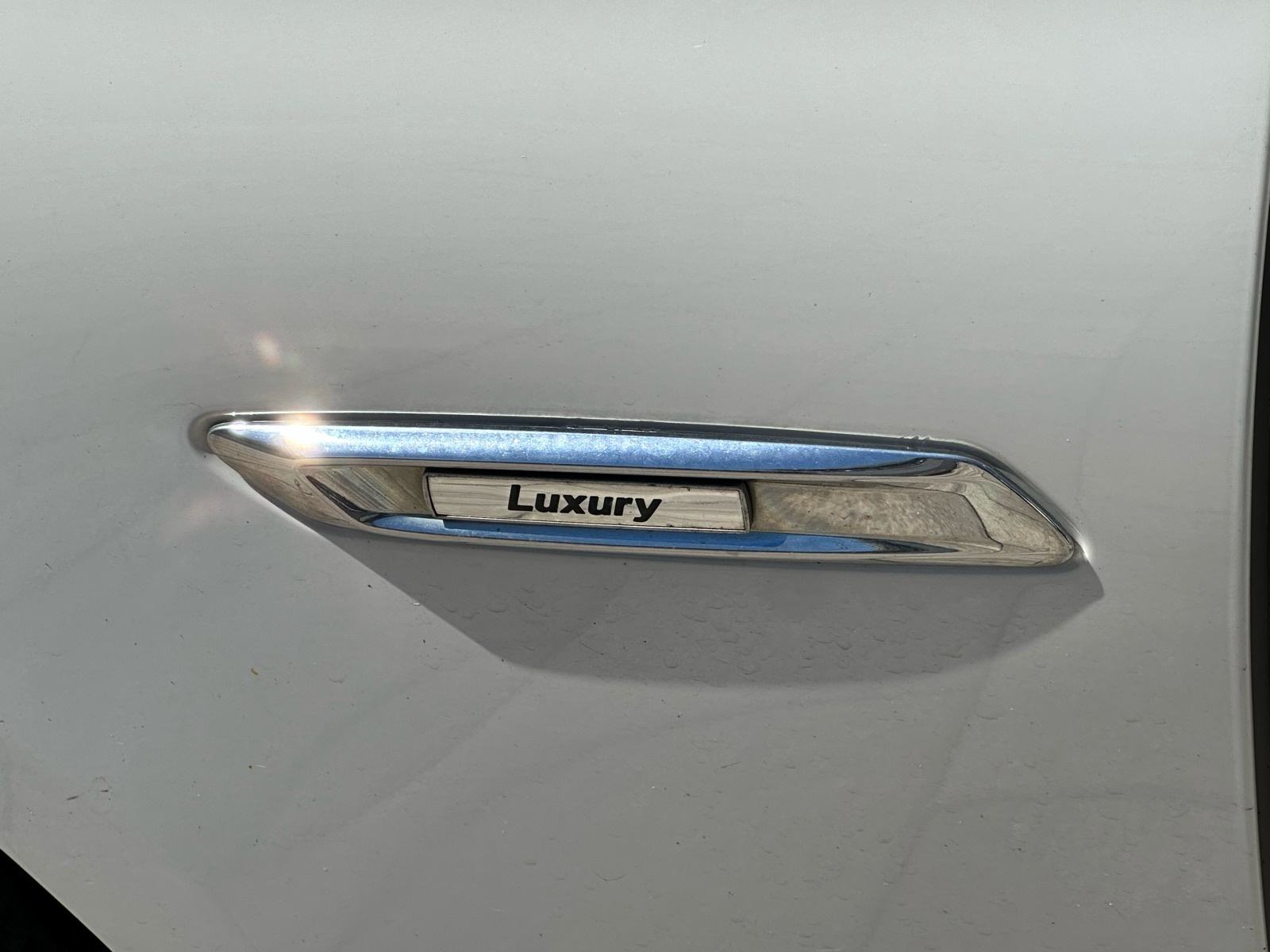 BMW serija 5 520d, fotografija 7