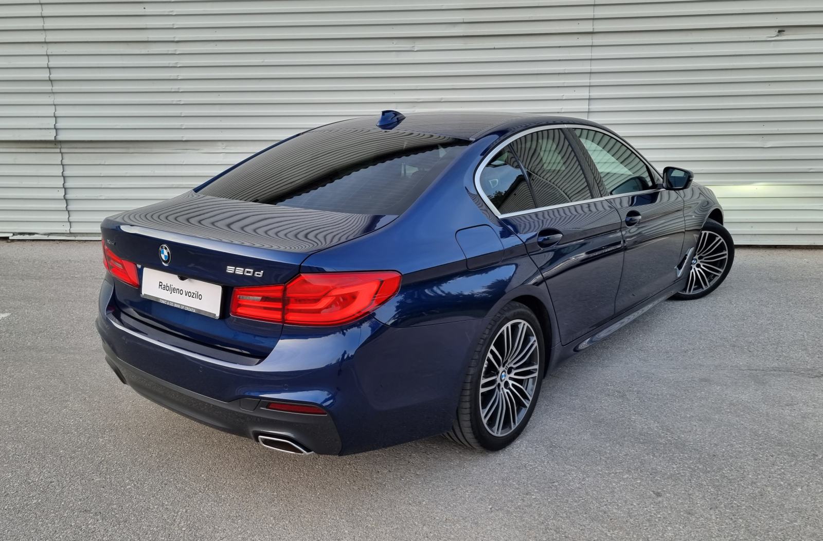 BMW serija 5 520d xDrive Aut. M-Paket * Nije uvoz *Prvi vlasnik*, fotografija 2