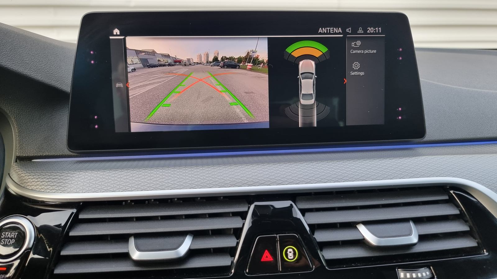 BMW serija 5 520d xDrive Aut. M-Paket * Nije uvoz *Prvi vlasnik*, fotografija 8