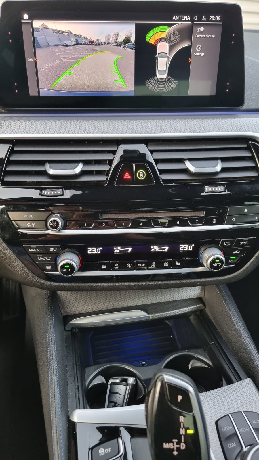 BMW serija 5 520d xDrive Aut. M-Paket * Nije uvoz *Prvi vlasnik*, fotografija 7