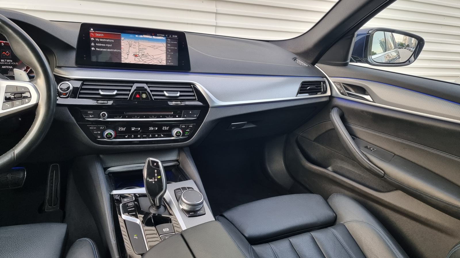 BMW serija 5 520d xDrive Aut. M-Paket * Nije uvoz *Prvi vlasnik*, fotografija 12