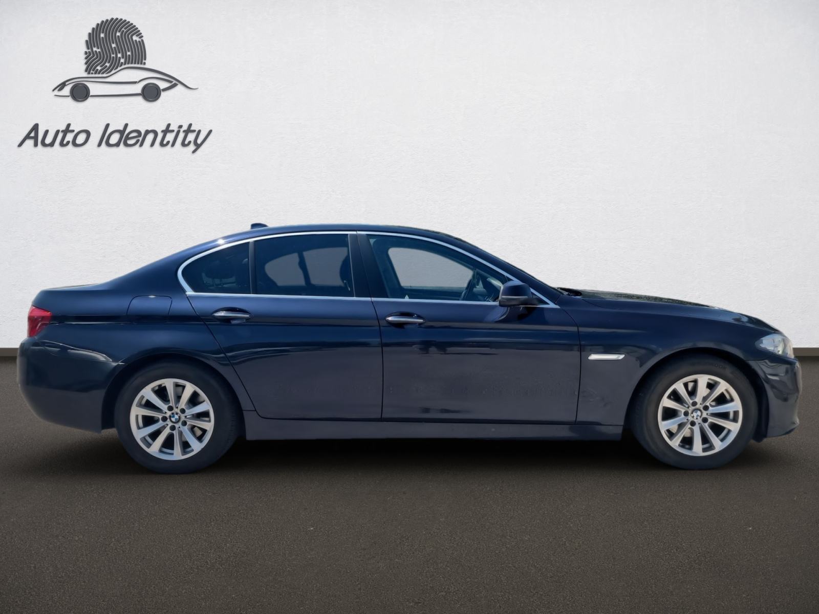 BMW serija 5 520d, Led dnevna svjetla, kožna sjedala s memorijom, navi, fotografija 5