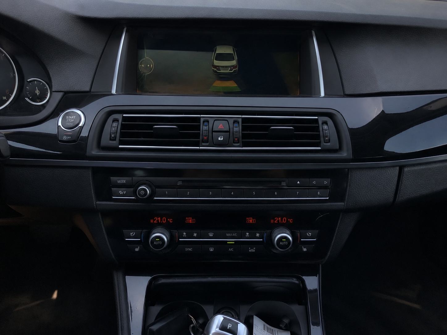 BMW serija 5 520d, Led dnevna svjetla, kožna sjedala s memorijom, navi, fotografija 17