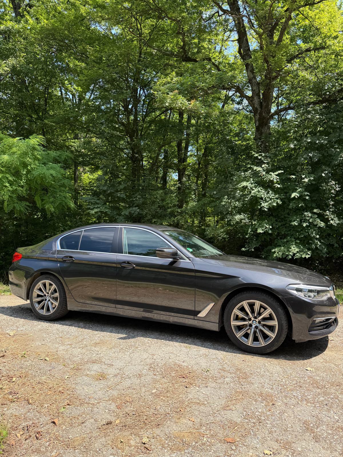 BMW serija 5 520d, fotografija 14