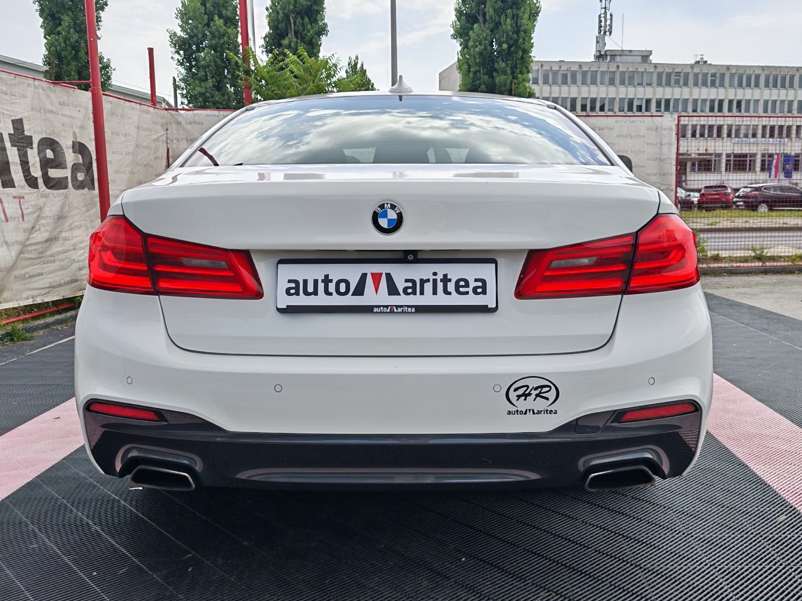 Bmw serija 5 520d M-Paket, Led, Navigacija, Alcantara, 19”,, fotografija 9