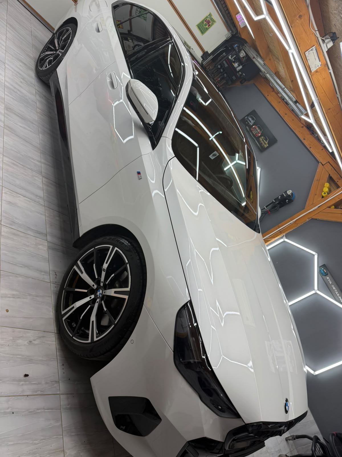 BMW serija 5 520d, fotografija 17