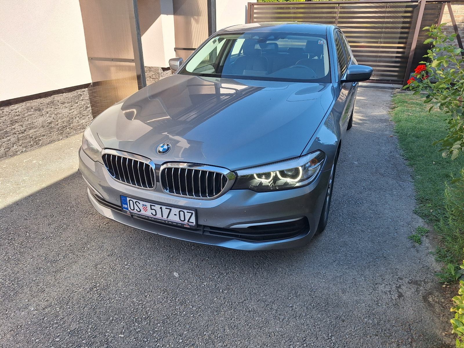 BMW serija 5 520d, fotografija 2